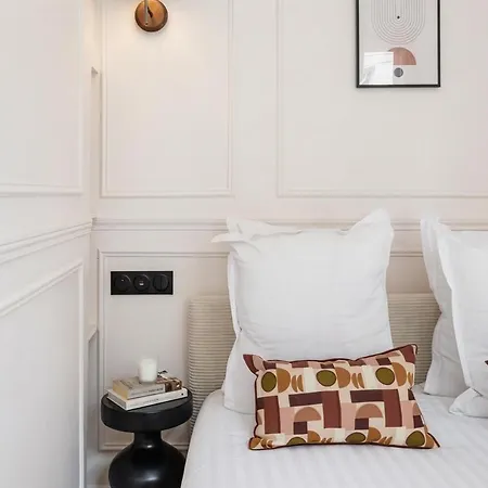 Poeticstay - Sentier Apartamento